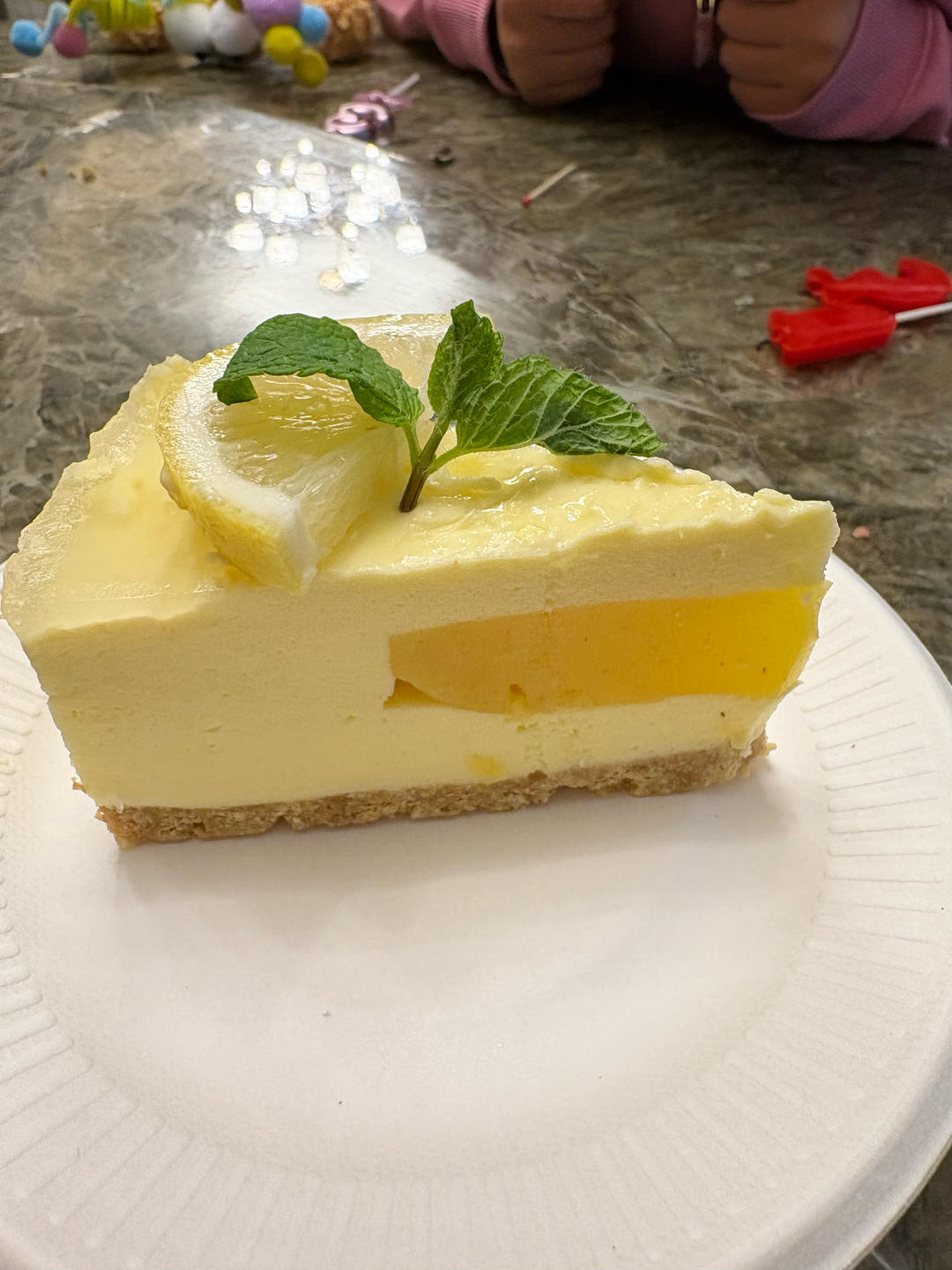 柠檬巴巴露亚🍋酸甜夹心的夏日甜品