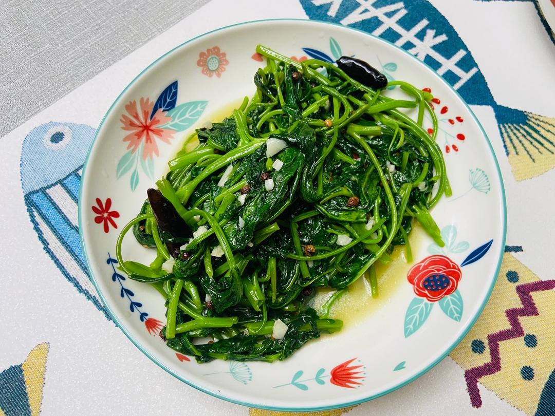 炒藤藤菜的做法