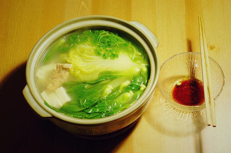 砂锅骨棒青菜豆腐暖心汤的做法