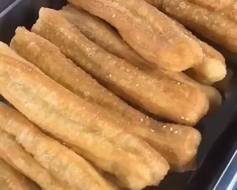 无矾香酥油条的做法