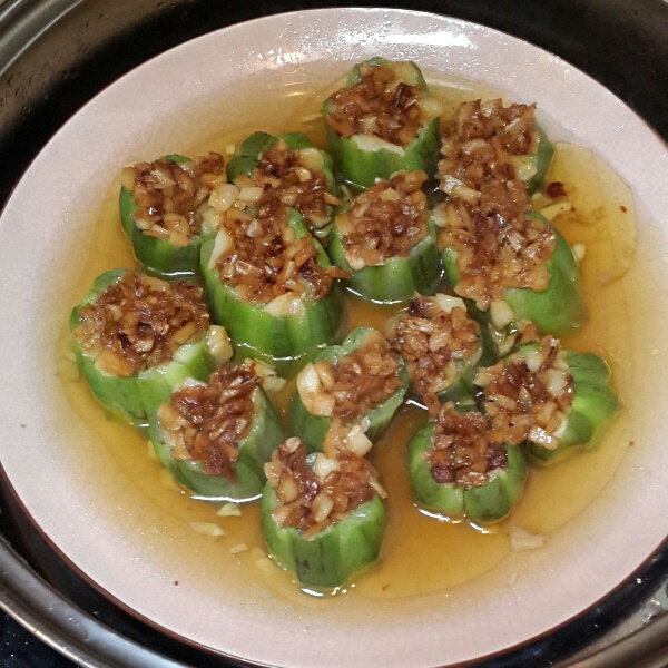 蒜蓉蒸丝瓜