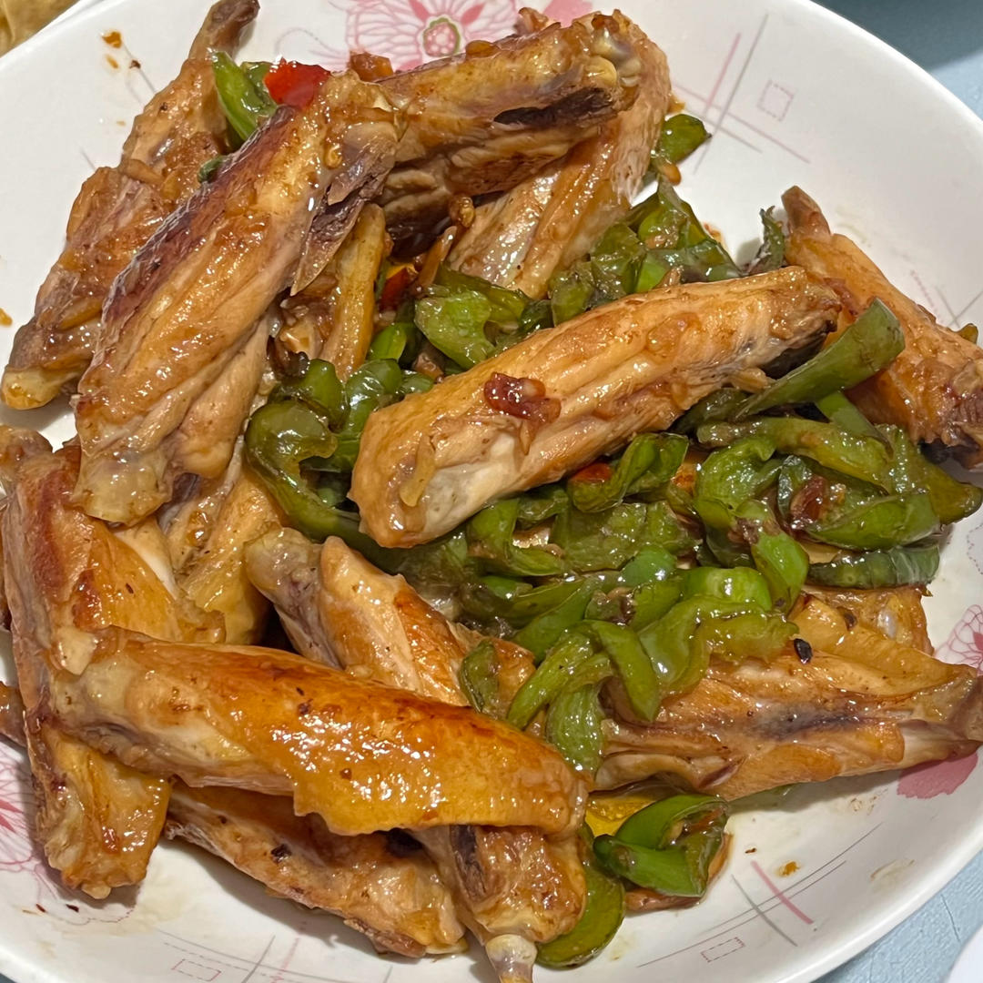 蒜香鸡翅，这才是鸡翅最好吃的做法