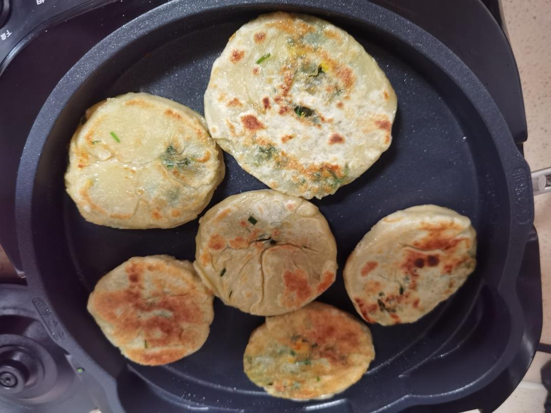 皮薄如纸的韭菜馅饼|免揉面法