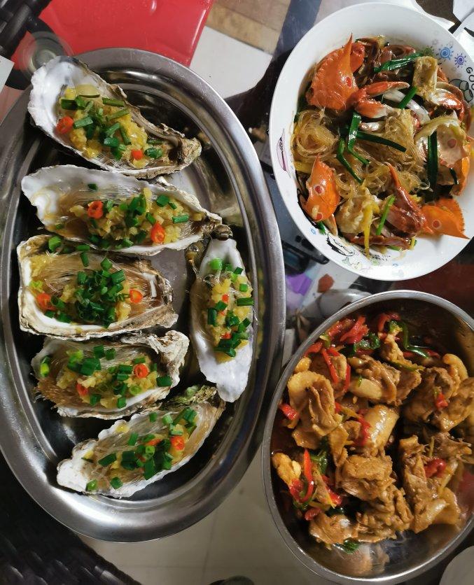 蒜蓉粉丝蒸生蚝