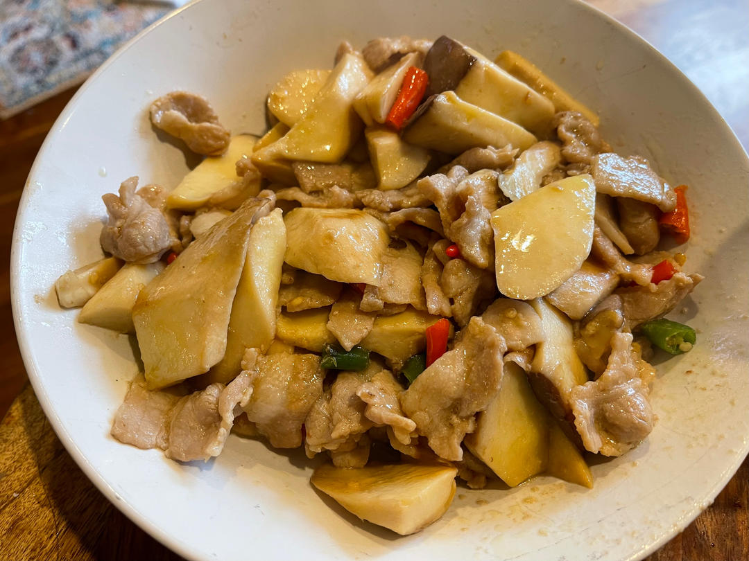 杏鲍菇炒肉片