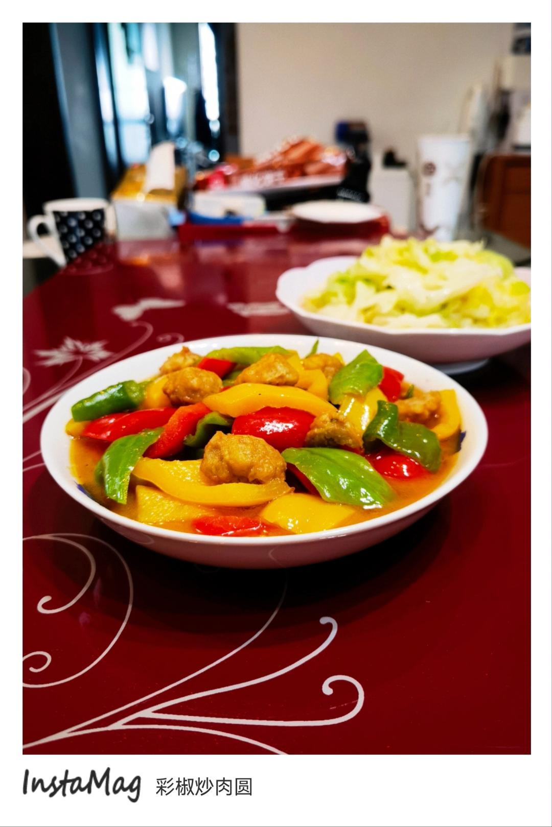 禛曦情缘做的彩椒炒鱼肉肉丸