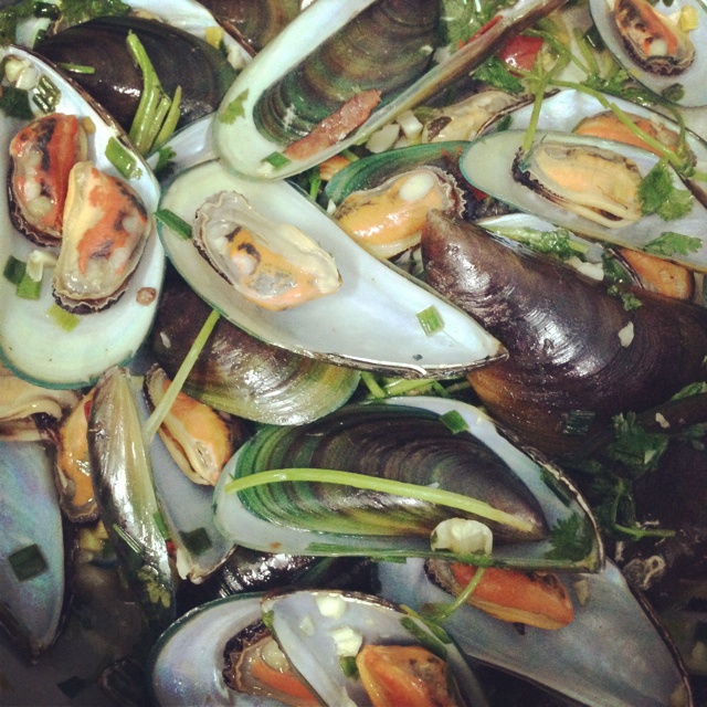 泰式辣炒海虹 mussels