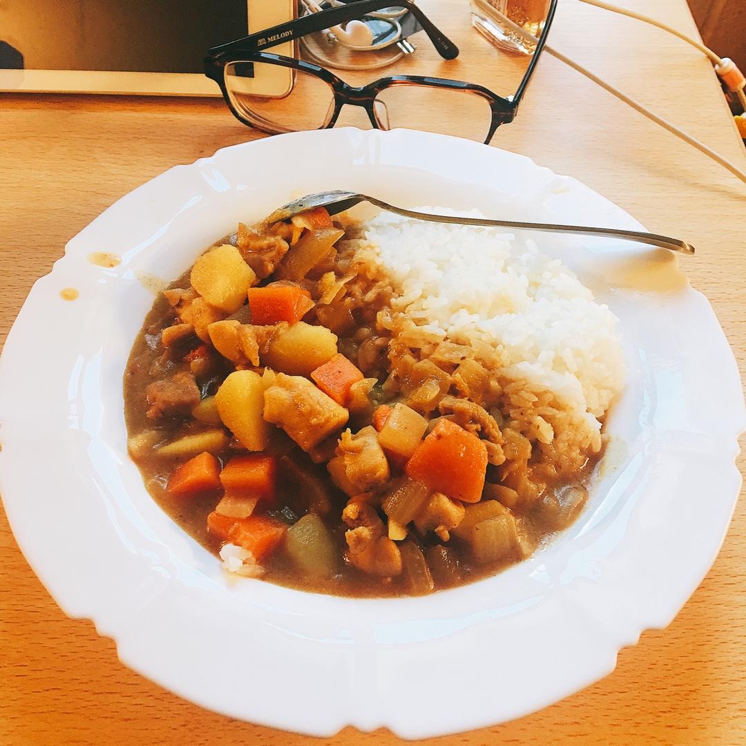 咖喱鸡饭