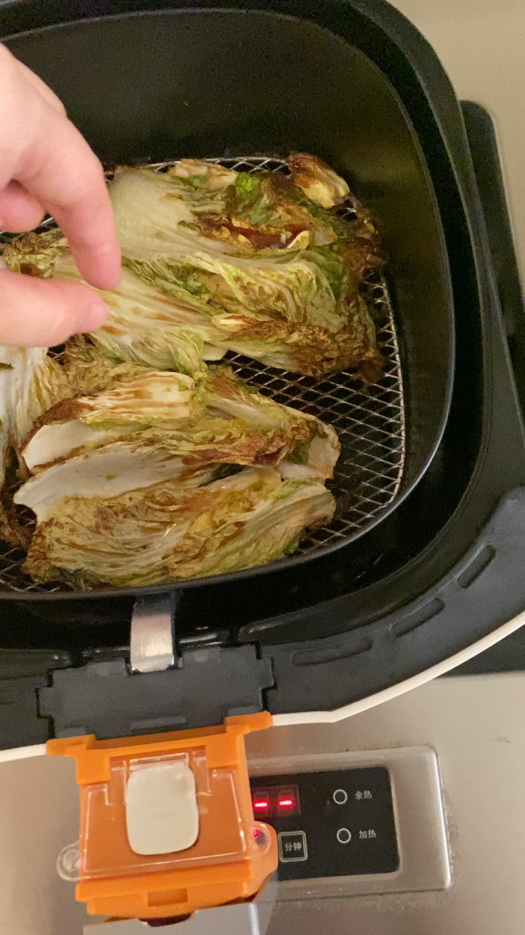 用空气炸锅做超好吃的烤羊排（附嫩肉腌制大法）