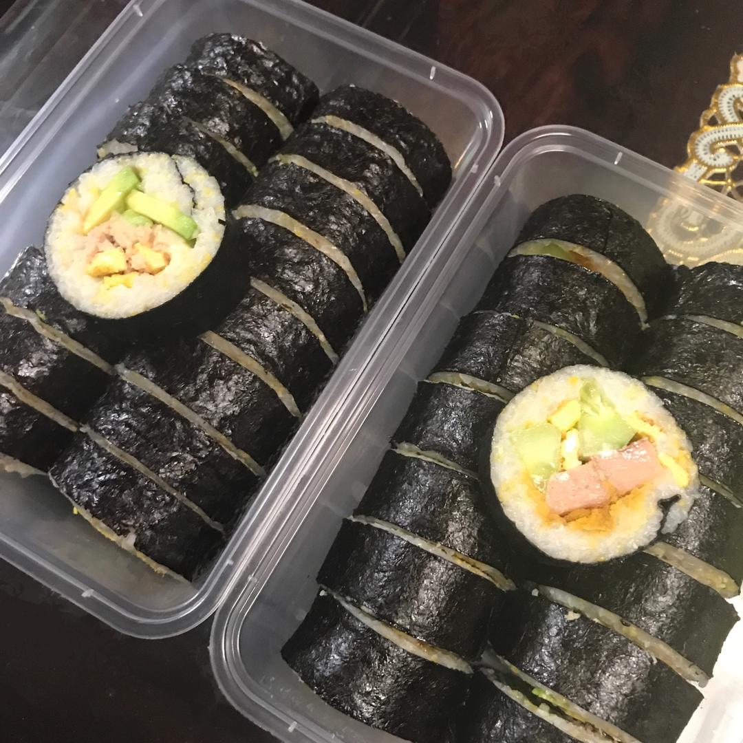 紫菜卷寿司