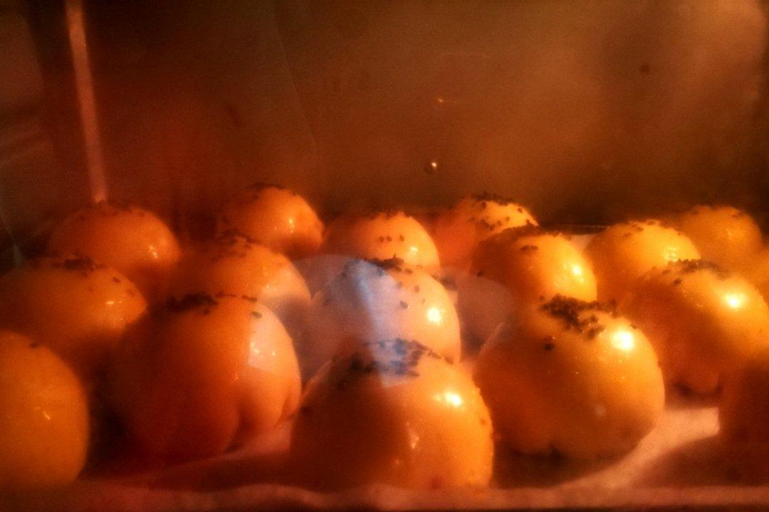 蛋黄酥酥酥（超级奶香黄油版）