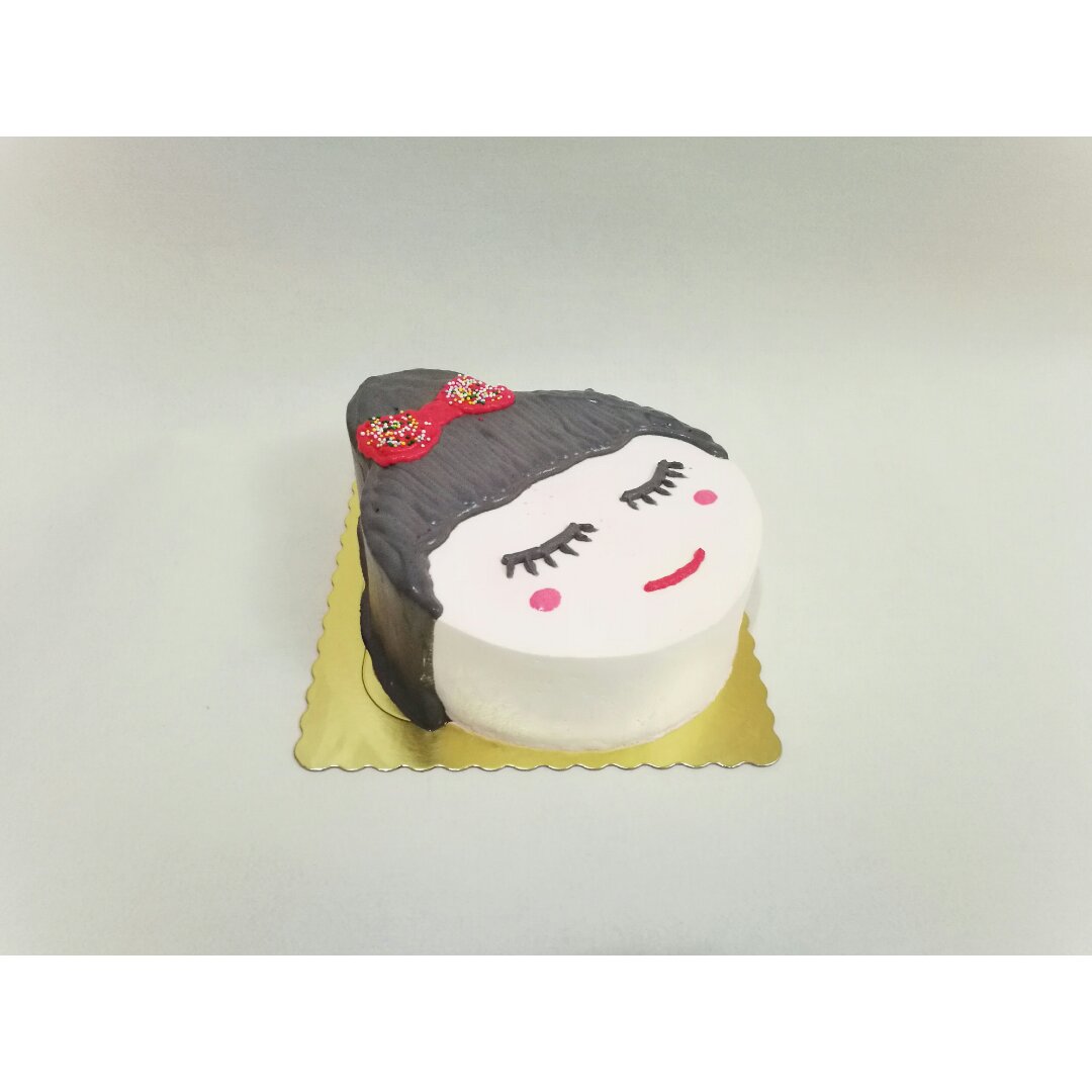 娃娃头生日蛋糕