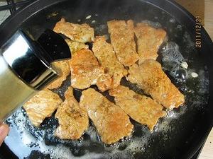 新奥尔良平底锅煎肉的做法 步骤6