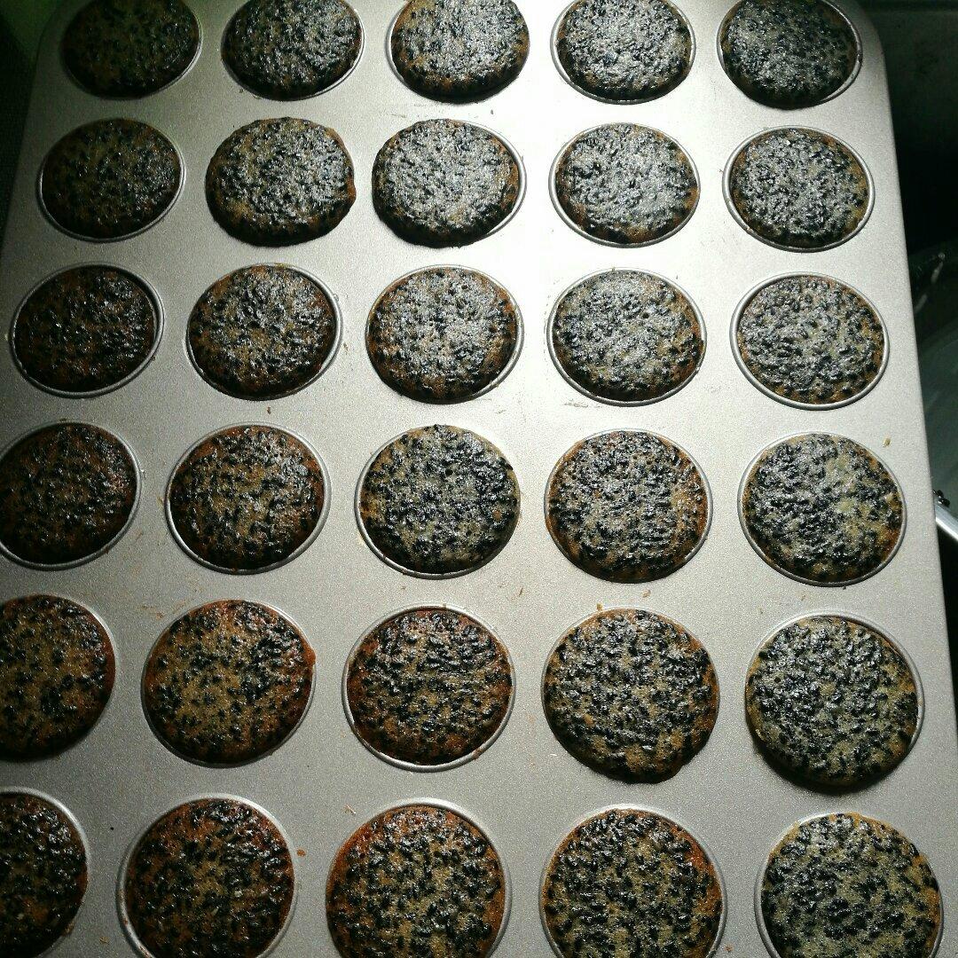 芝麻薄脆蛋白饼干