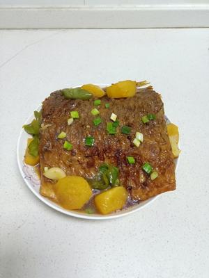 土豆炖青鱼段的做法 步骤5