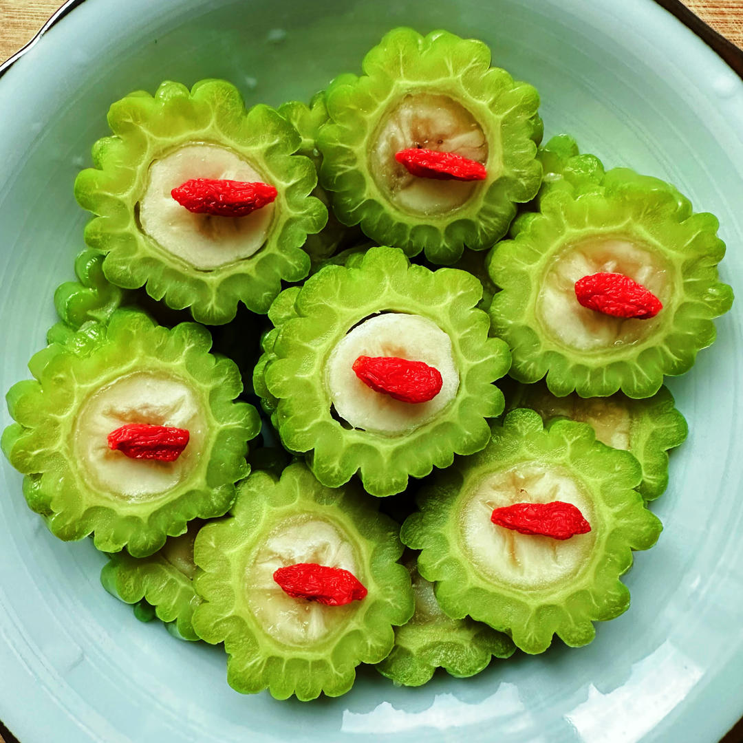 苦瓜香蕉配蜂蜜