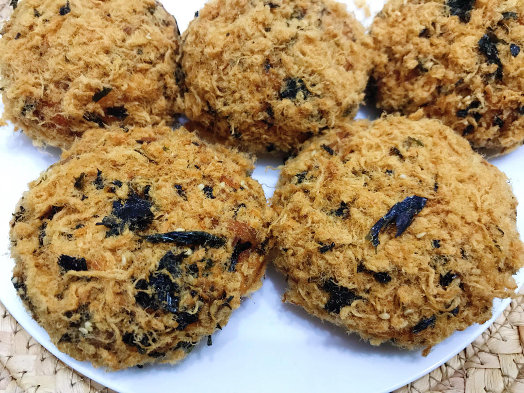 咸香松软的肉松小贝