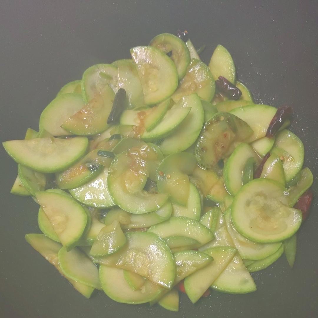 清炒西葫芦，五分钟快手菜