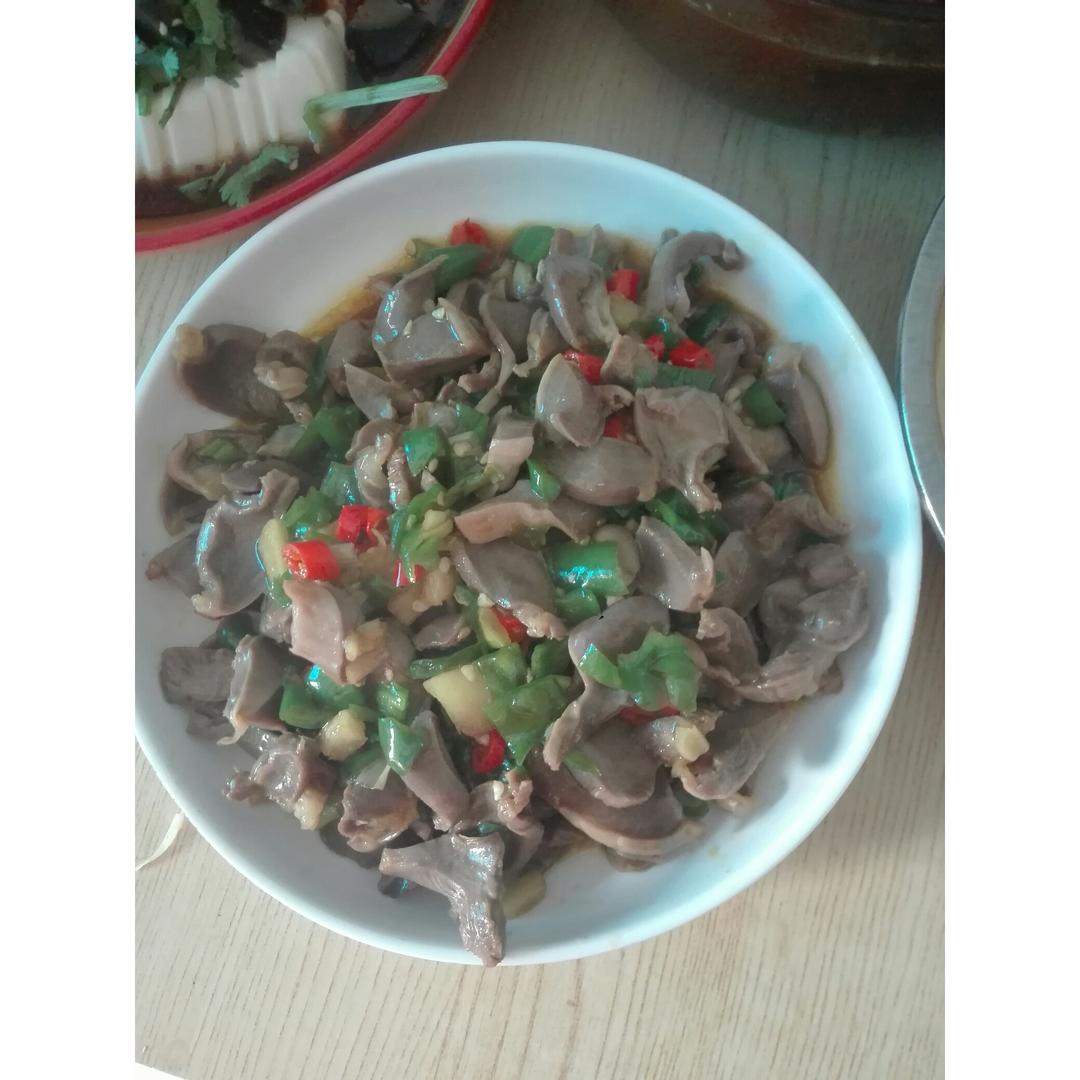 爆炒鸡胗