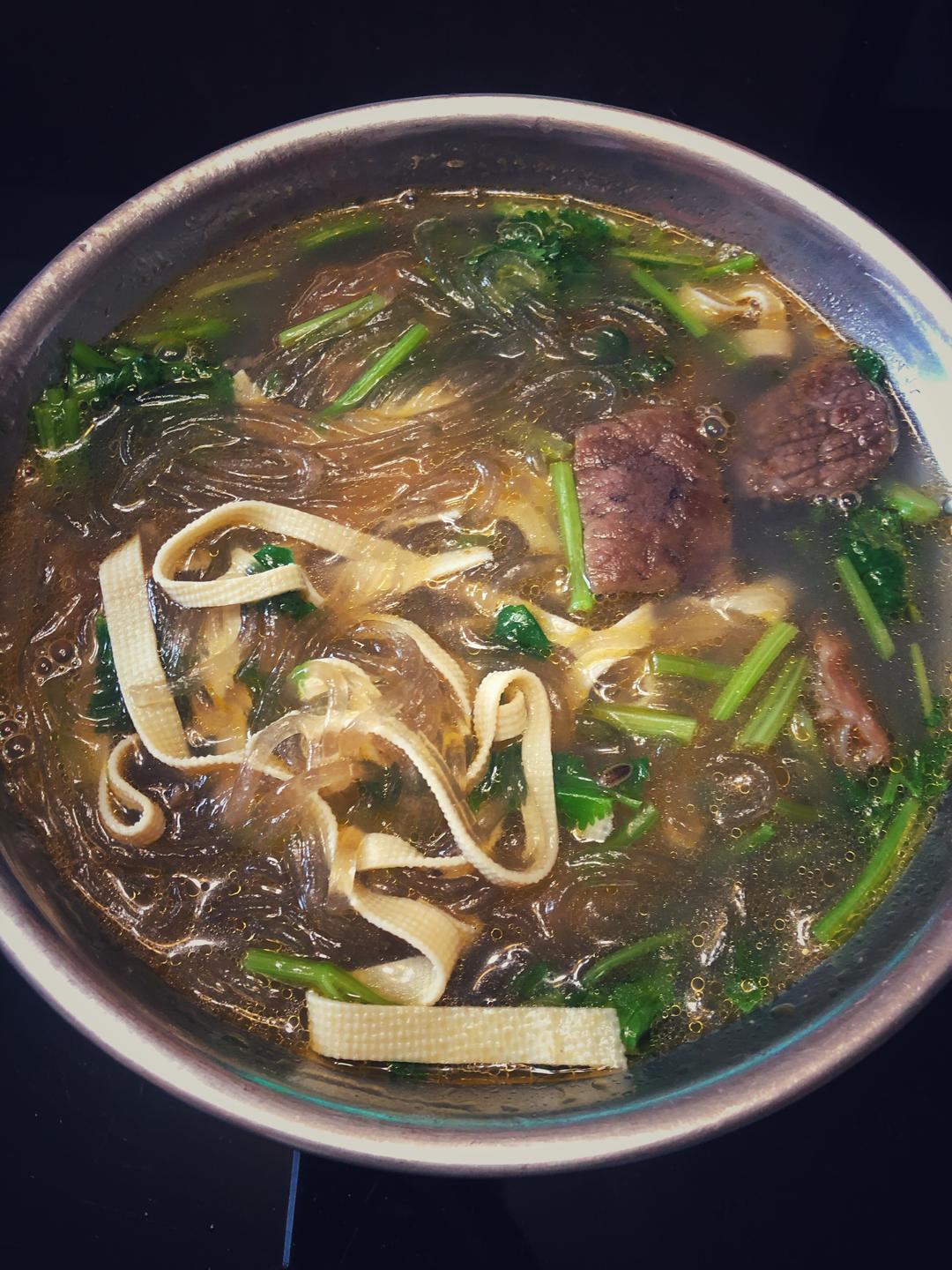 淮南牛肉汤(根据食材凑合版)的做法