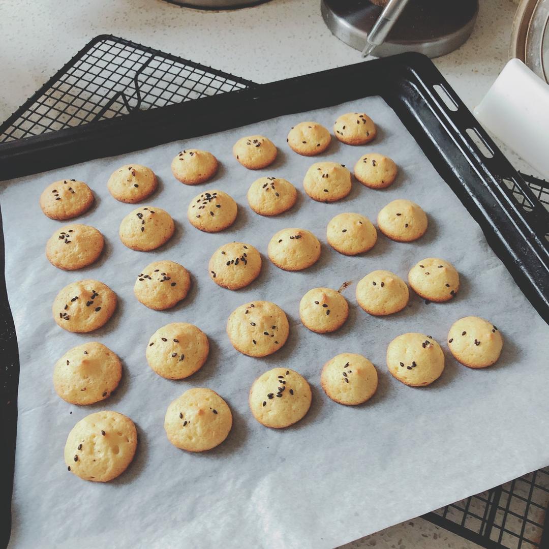 简便的鸡蛋饼干，特别适合小孩子吃