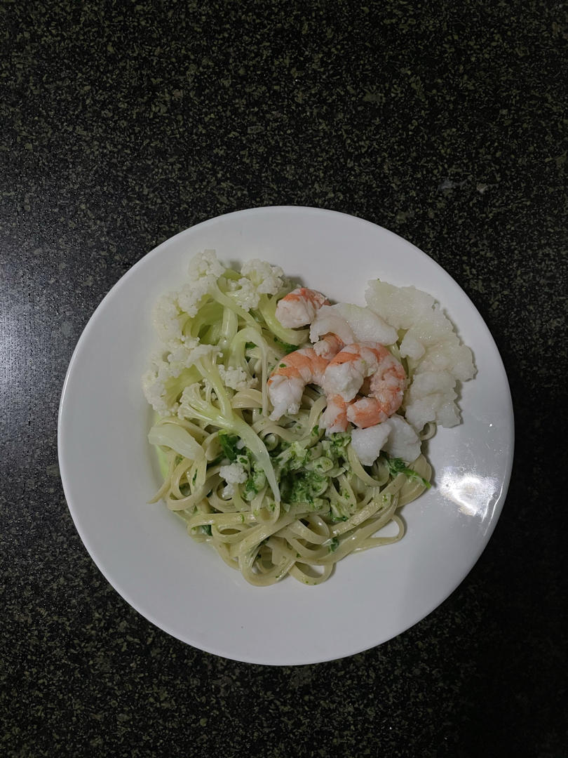 奶油菠菜青酱意大利面