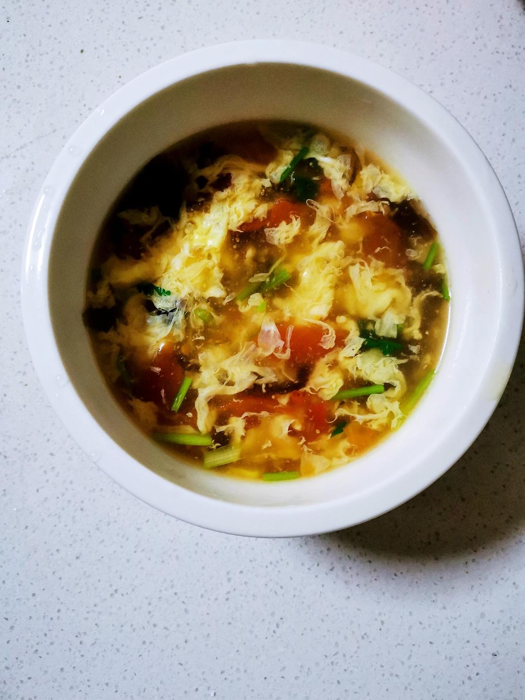 西红柿紫菜蛋花汤