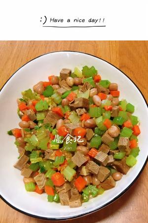 凉拌时蔬豆干花生米（超级美味的快手家常小凉菜）的做法 步骤8
