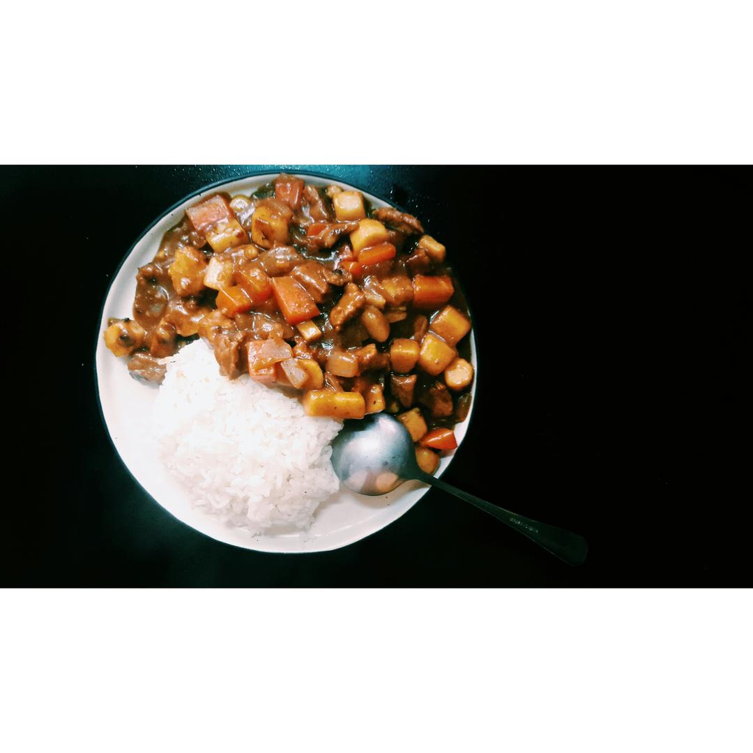 牛肉山药咖喱饭