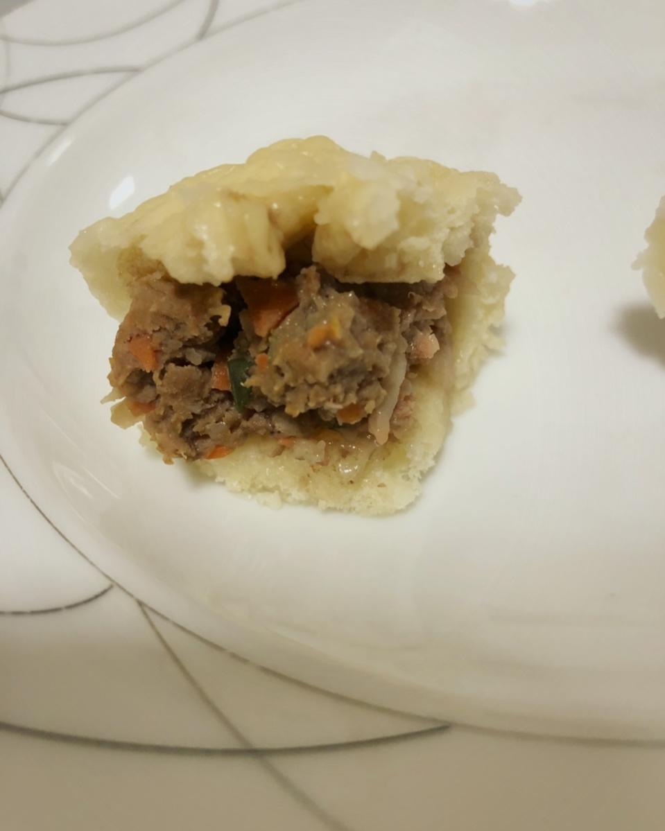 莲藕瘦肉馅包子