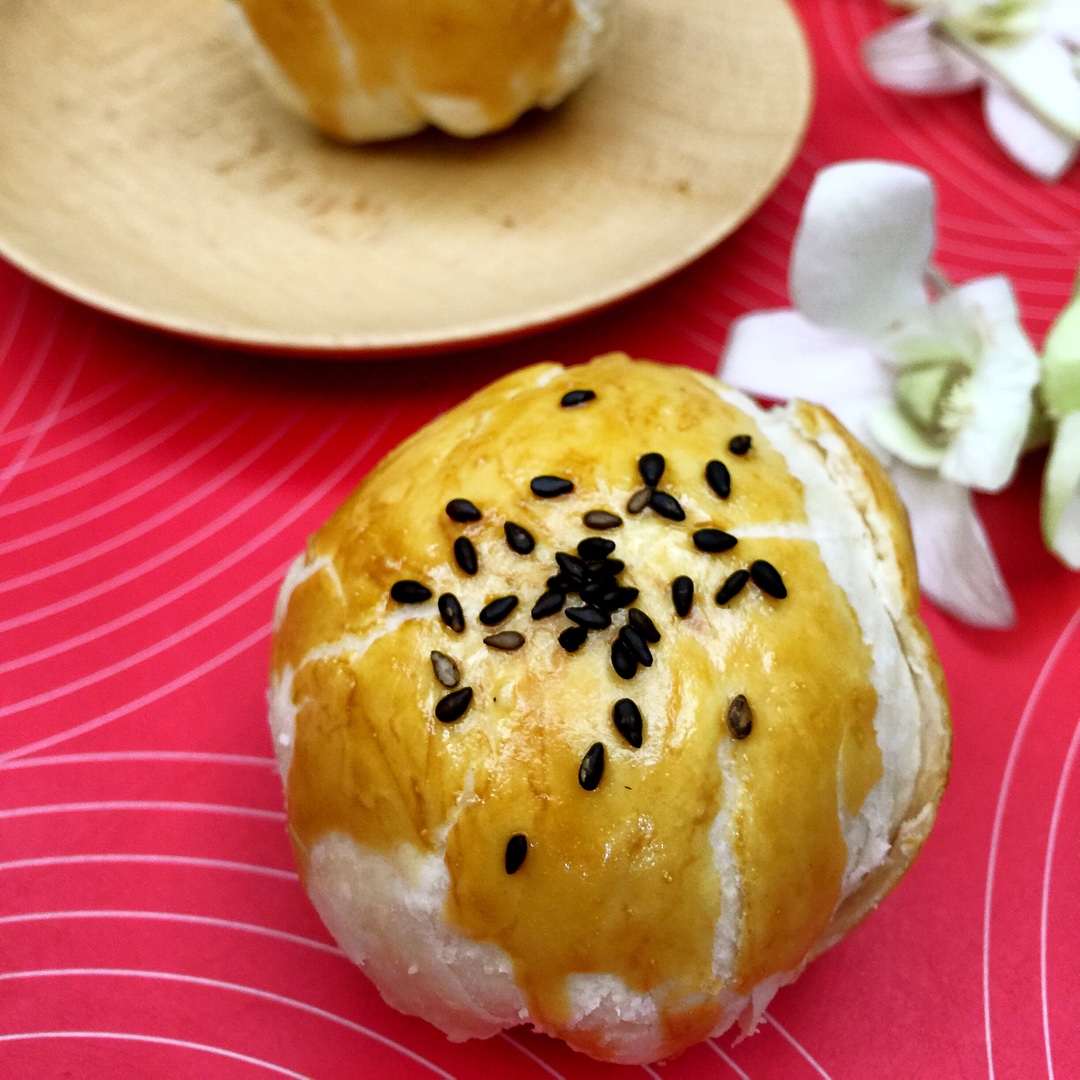 泳式鲜肉榨菜月饼