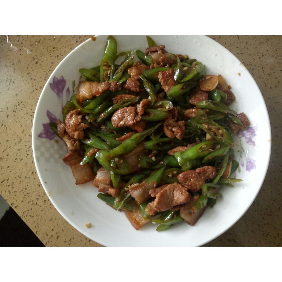 农家小炒肉【记忆中勾魂的油汤】