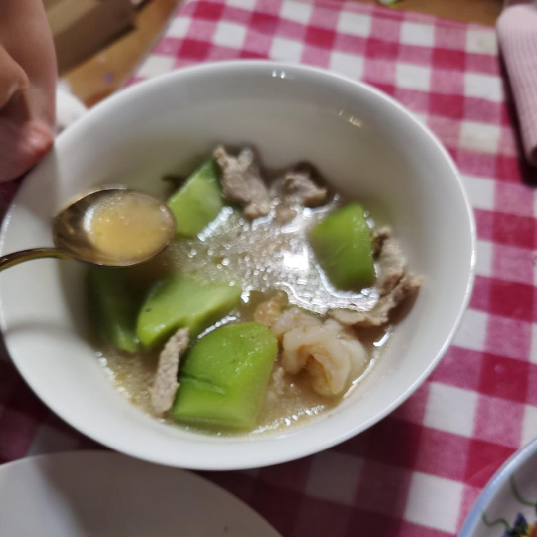 虾米冬菇合掌瓜粉丝汤