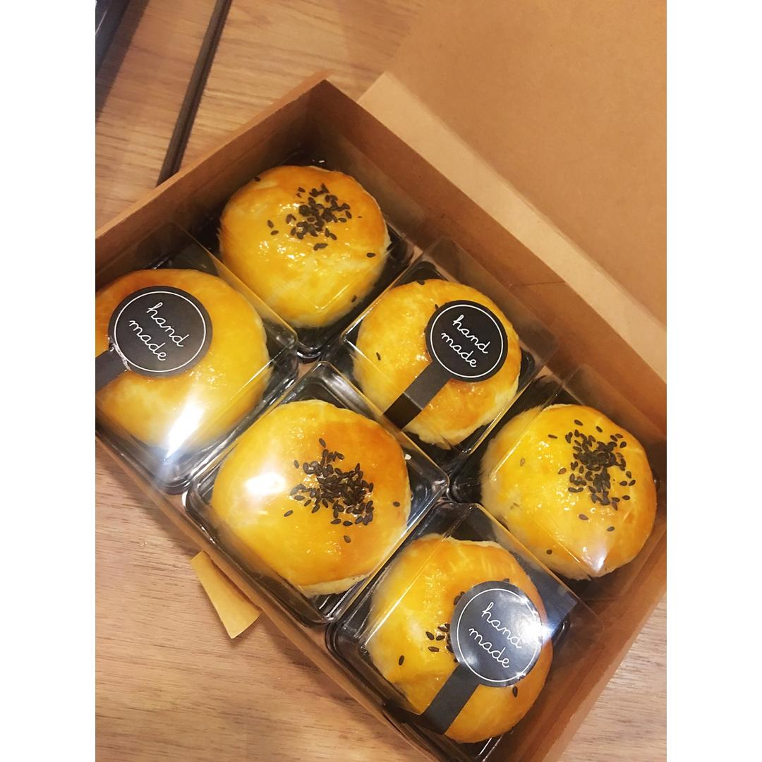 泳式鲜肉榨菜月饼