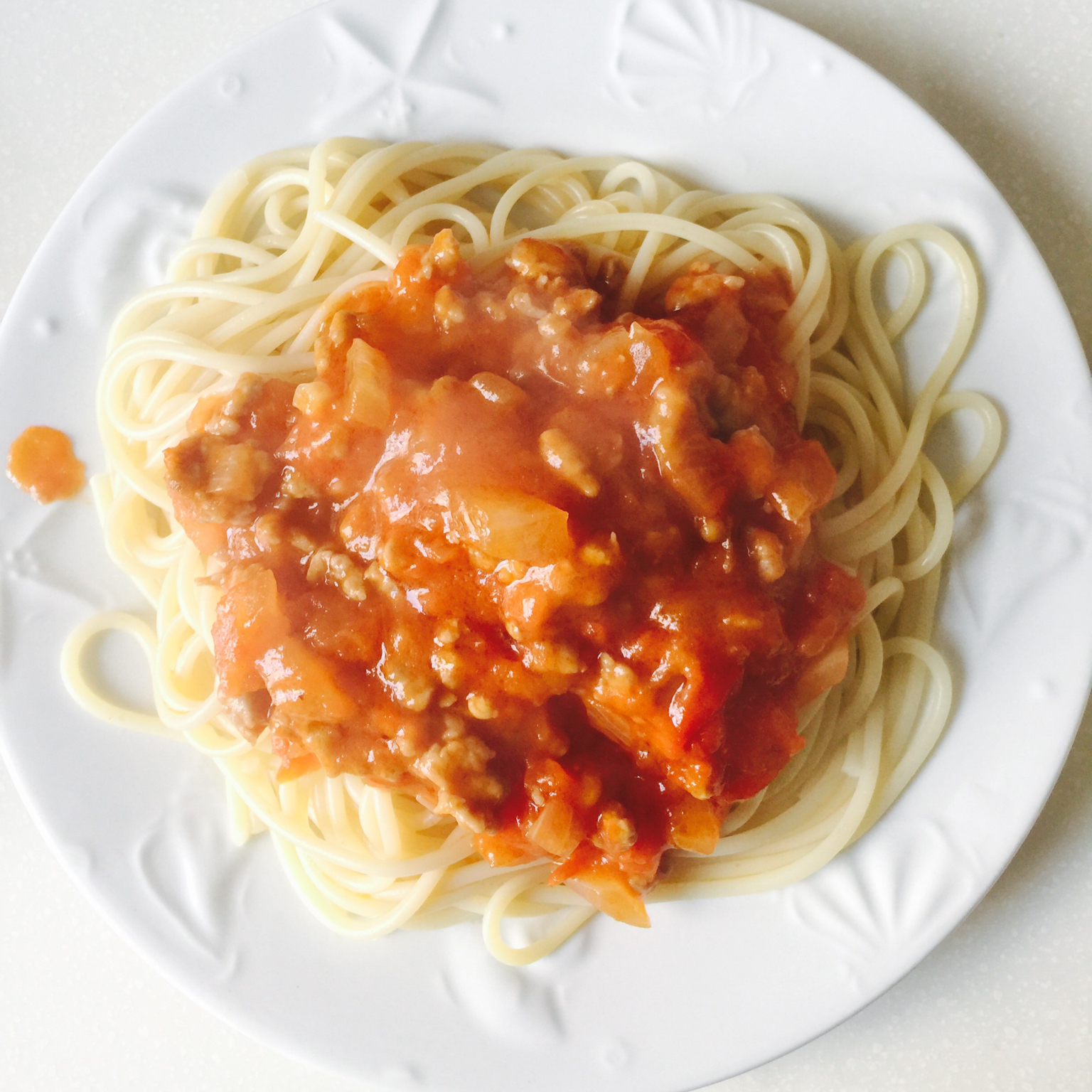 莎荔芭芭做的番茄肉酱意粉