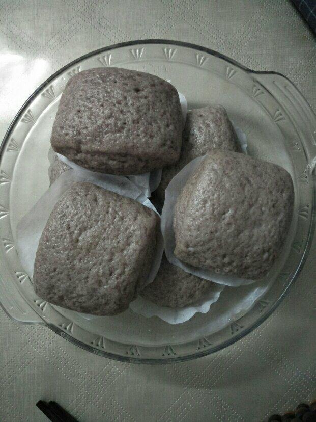 黑米粉刀切馒头