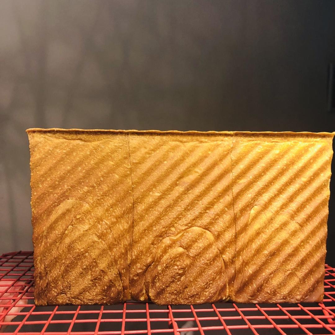 吐司，奶香手撕面包，超级香浓