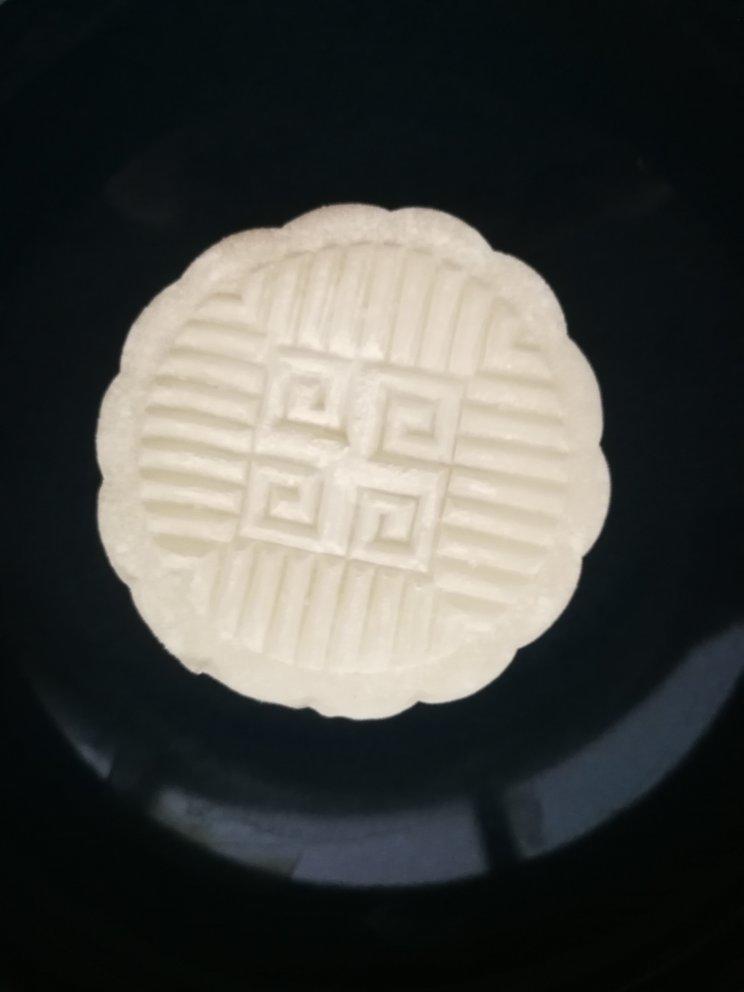 渴望吃冰皮月饼又想简单上手的，推荐这个冰皮月饼预拌粉做出的冰皮月饼，真的是超简单