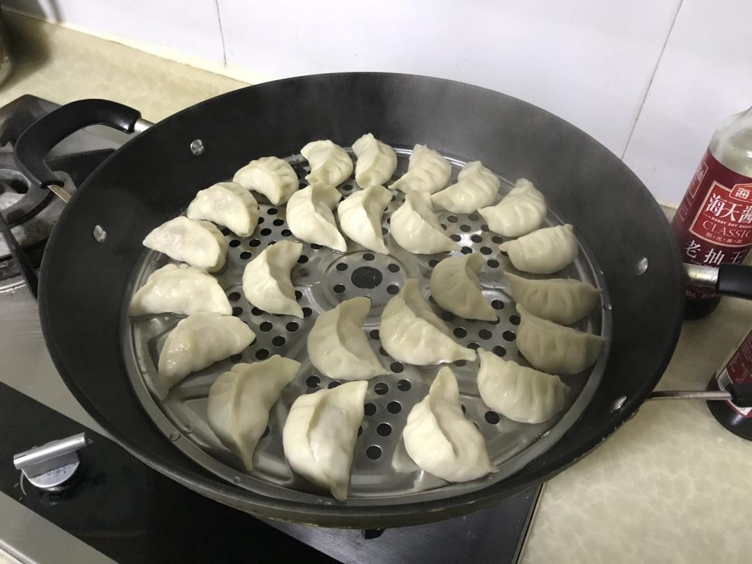 如何制作饺子皮