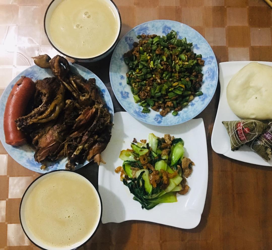 肉沫豆角下饭菜