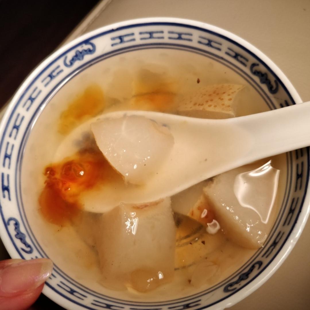 桃胶甜汤
