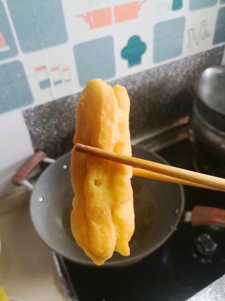 自制无泡打粉油条