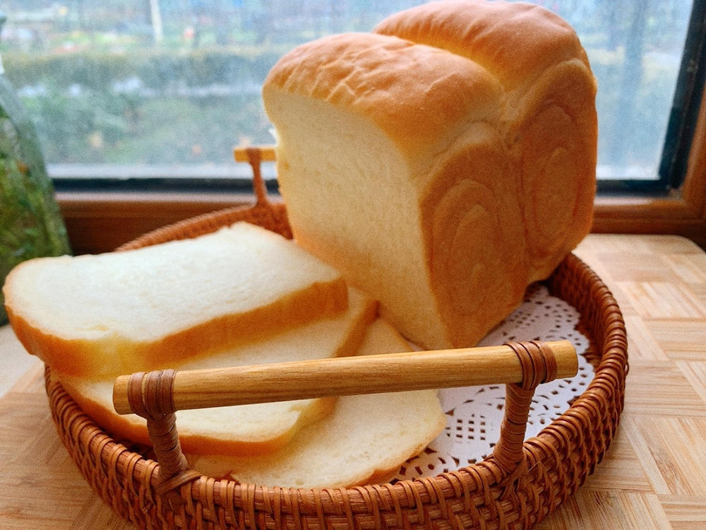 奶油吐司，鲜奶奶油嫩白吐司