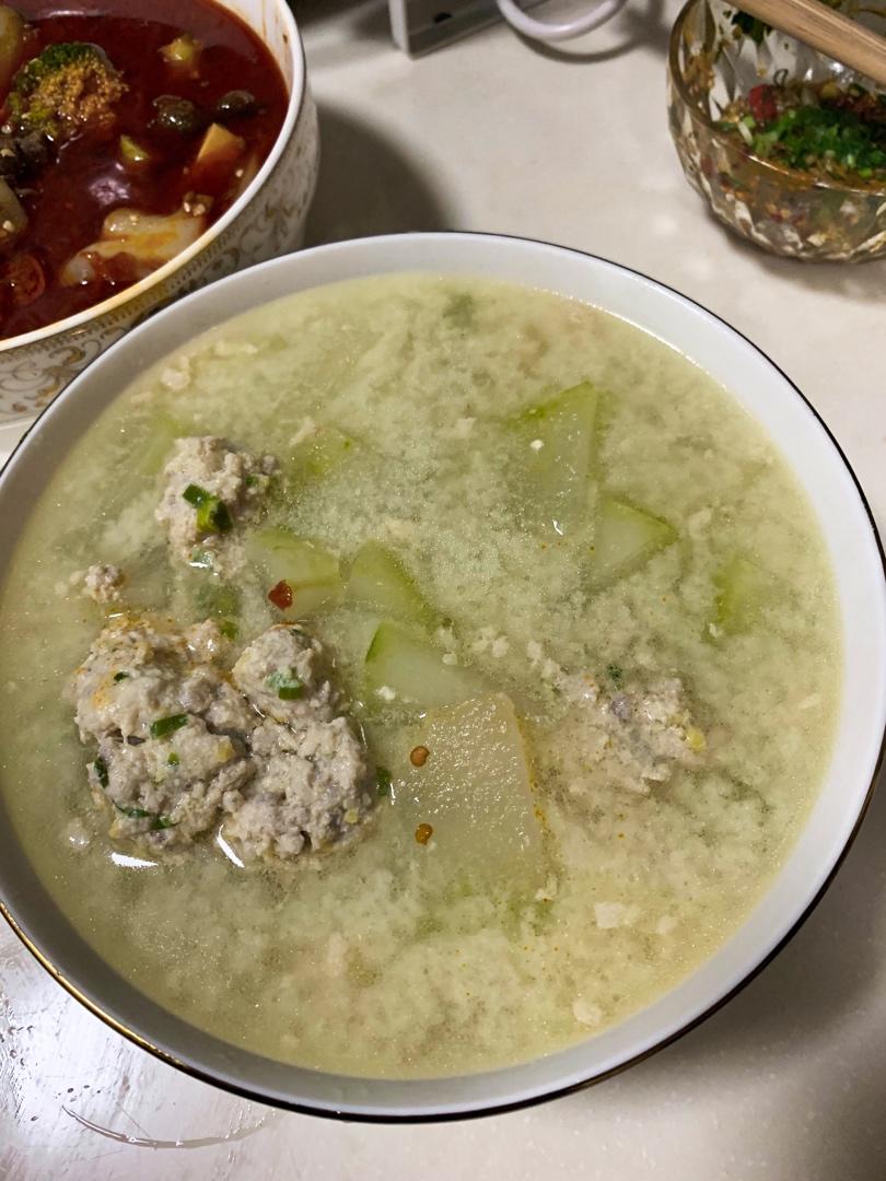 冬瓜汆丸子汤