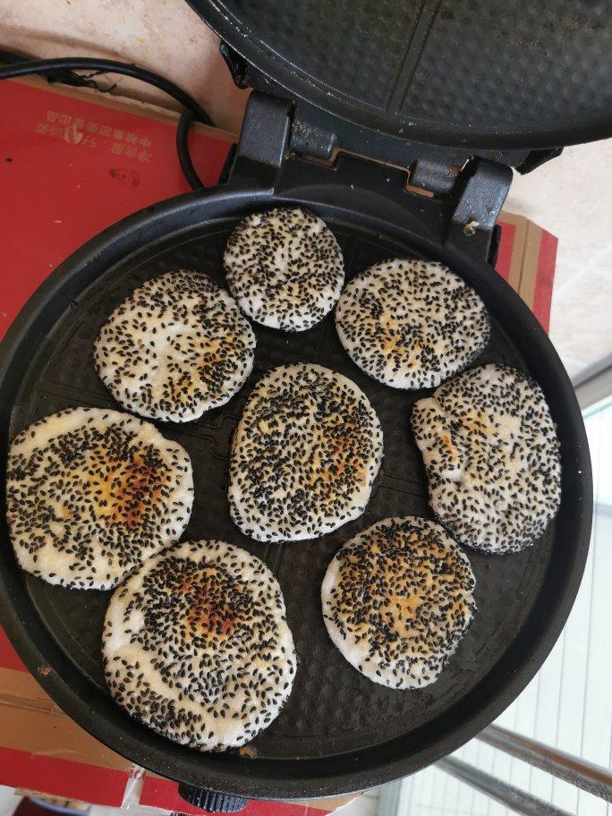 香酥软糯的芝麻糯米饼，真香！