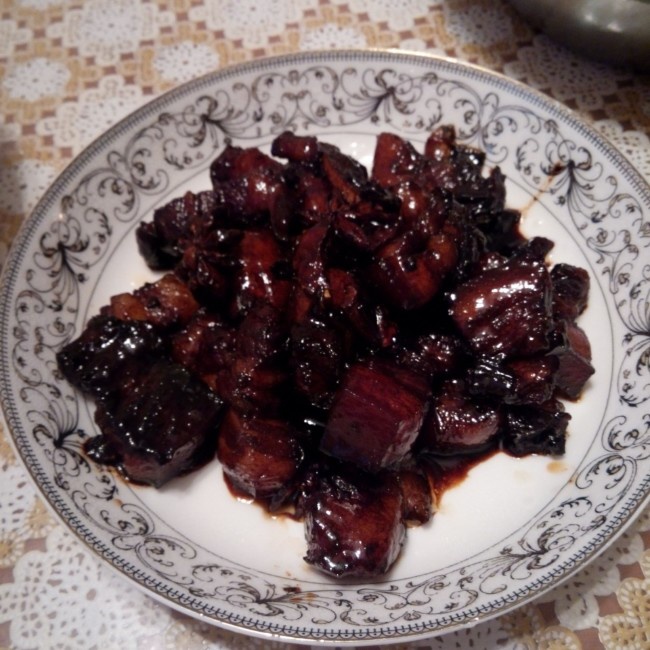 不焯水不放油的家常红烧肉