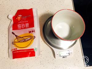 抹茶蜜红豆白巧克力奶油蛋糕卷的做法 步骤9