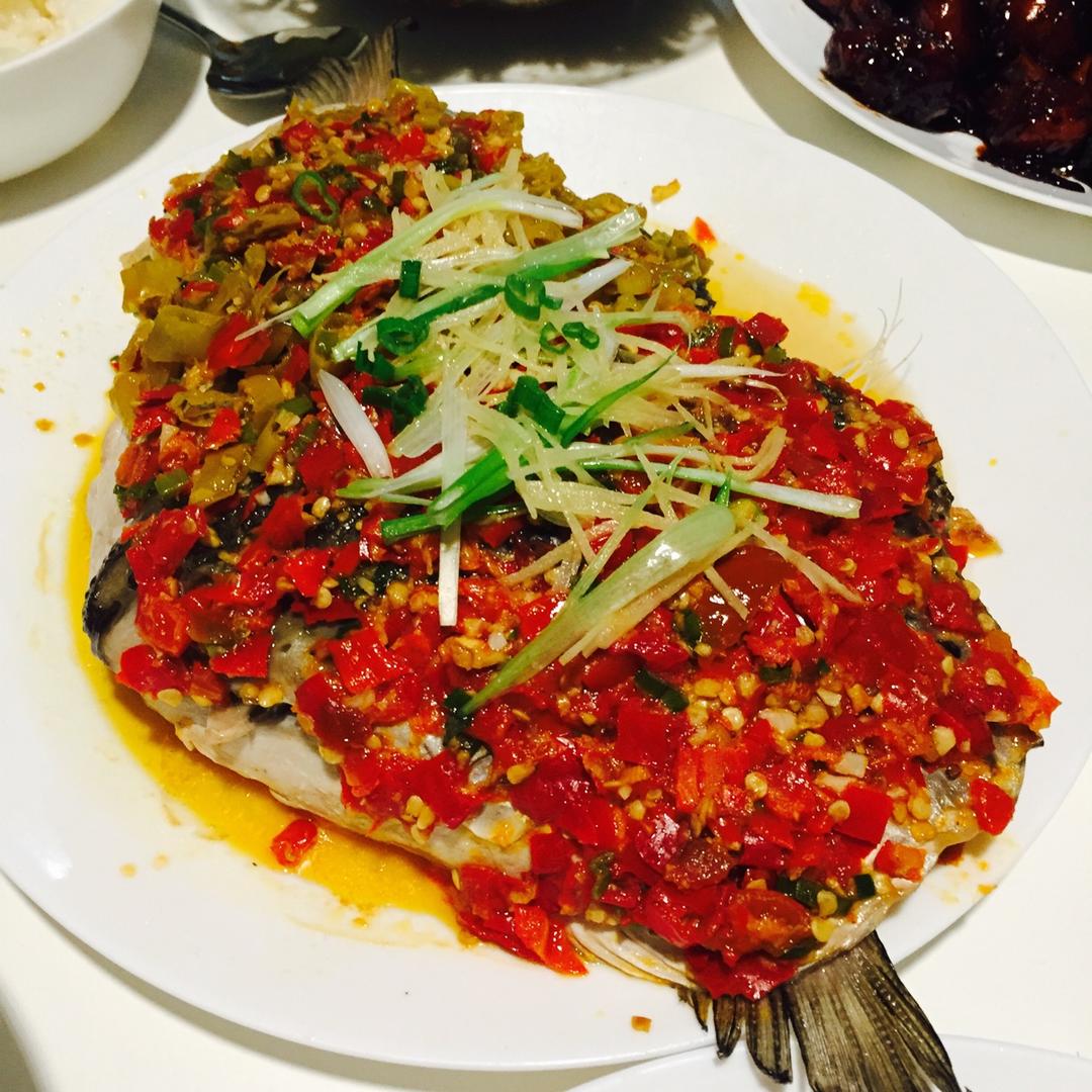 唯美食与妹子不可辜负做的剁椒三文鱼头