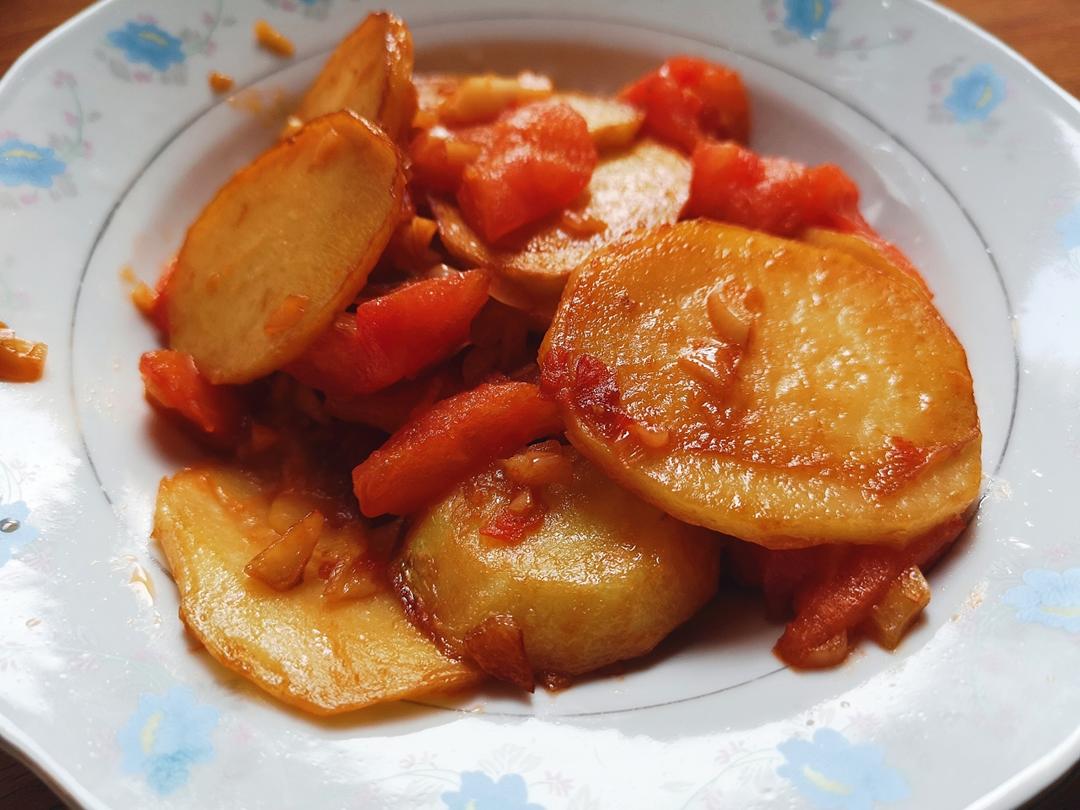 番茄炒土豆