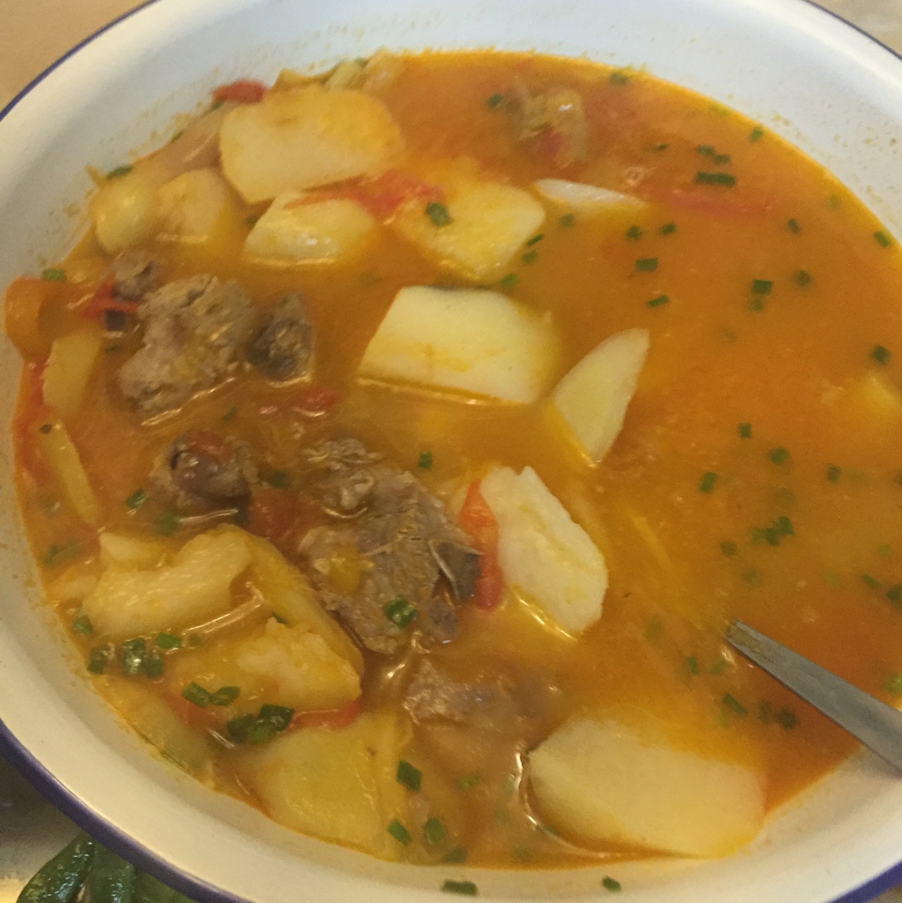 番茄山药小排汤